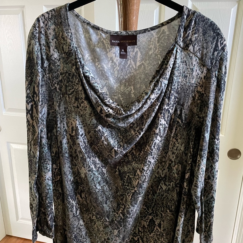 Dana Buchman shirt